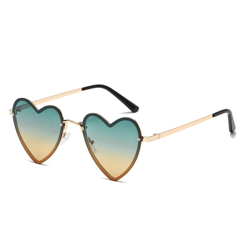 Women's Fashion Peach Heart Decorative Sunglasses