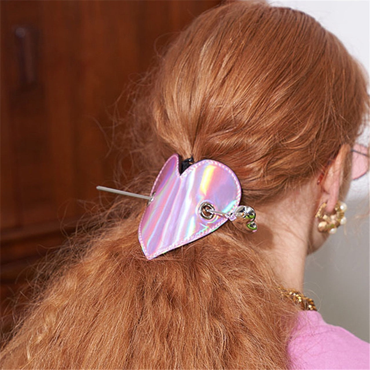 Overlock Heart Leather Sequin Glossy Heart Hairpin